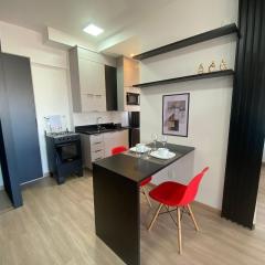 Apt completo: ar cond piscina e academia no Centro