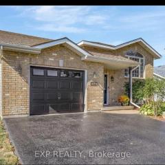 Luxurious home in Belleville