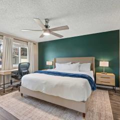 Family 4BR Home with Patio by Willowcreek Park