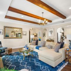 Spanish Charm 4BR Guest House Private Yard