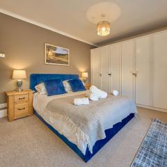 Cosy 2BR Cottage Steps to Town & Peak District