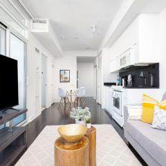 Modern Cityplace Escape with Balcony Views