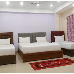 Surajmal Road The Dixit Premium Residency Near Bankebihari Temple Pushpanjali - Premanand Maharaj - Free Parking and Free Wifi Restaurant Facilities - Fully Air conditioning Premium Room - Best Premium Hotel In Vrindavan