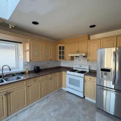 Vancouver Guest House- 15 Min Airport Downtown, Free Parking