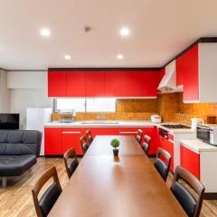 Namba Kuromon House 701