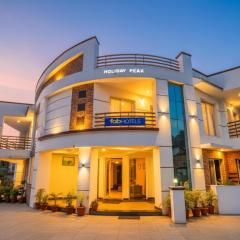 FabHotel Rajathi Holiday Peak