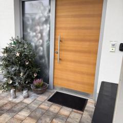 Gästezimmer, 45min vom nächsten Skigebiet, mit Ladesäule