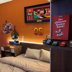 Mc Queen - 504 Nguyễn Khang - Amoureux Homestays