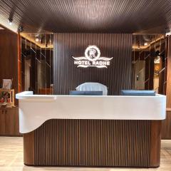 Hotel Radhe