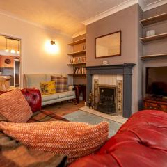 Charming Cottage in the Heart of Newport - Pass the Keys