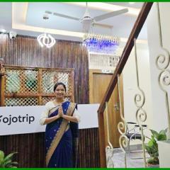 Hotel RGH Palace Inn NEAR VISHWANATH TEMPLE # Fully Air Conditioning Luxuary Hotel