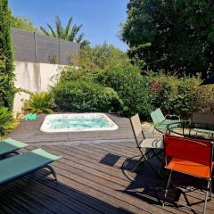 Villa Cosy T5, Calme avec Jacuzzi XL