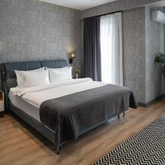 City Deluxe Apartments