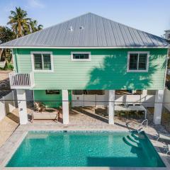 New Build - Pool - Walk to Beach