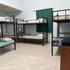 Lower Bed Space for Budget Backpacker - No Parking