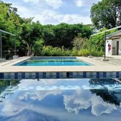 Luxury Mayumi Beach House