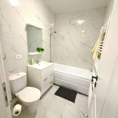 Cozy Aparthotel Rci Residence with self check-in