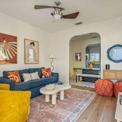 The Hideout - 2BR East Austin Home & Backyard