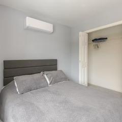 Lakeview Family Retreat Newly Renovated 4BR House