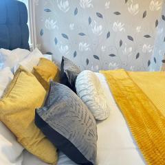 Spacious 4-Bed House, & Prime Location Solihull