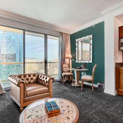 Heirloom 27 at MGM Signature TWR 3 Balcony