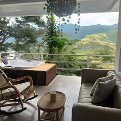 Cabaña Amanecer con Jacuzzi Vista a las Montañas.