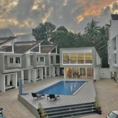 Cozy Assagao 1BHK Apartment with Pool, WiFi & Near Hotspots