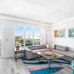 Starboard Condo CC-207