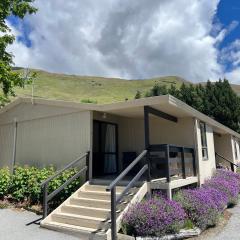 Mt Aspiring Suite - Near Roys Peak