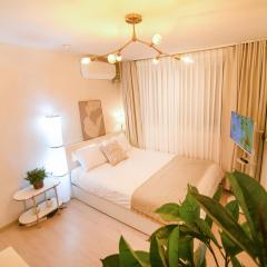 Hyehwa Modern House#명동#동대문DDP#Seoul National University Hospital#Naksan Park#Jongno