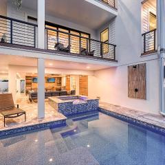 Tropical Oasis - 5290