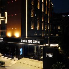 H-hotel Riverside