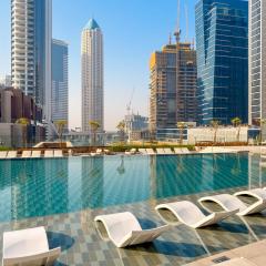 PENINSULA ONE by Design Studio