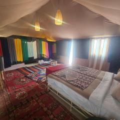 Glance over nights at luxury