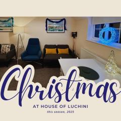 CENTRAL, newly refurb 2 bed flat with FREE PARKING