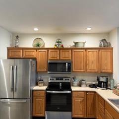 Comfy Casual 2 bed 2 bath condo