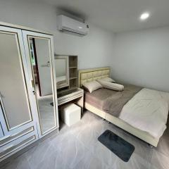 Chaloklum Garden House