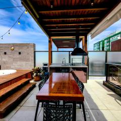 Cobertura com jacuzzi a 130m da praia de Tambaú