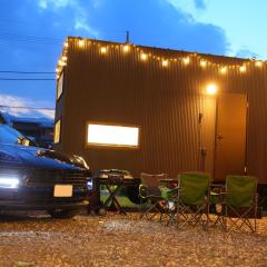 Fuji Time Traveler BBQが楽しめる 河口湖湖畔すぐそば 6名宿泊可のトレーラーハウス