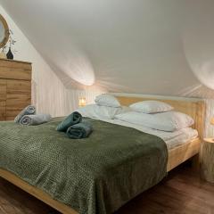 U stóp Baraniej Góry