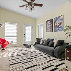 Retro Vibes & Zilker Views - Music House by Zilker