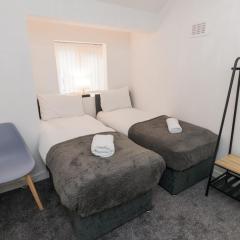 Great for Contractors - Free Parking