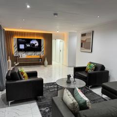 Bryanston Luxury Secure 4BR Haven