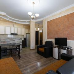 apartament- inasaridze 15