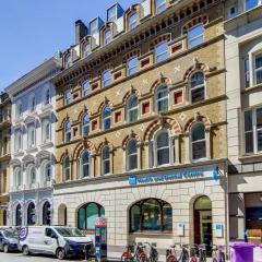 Chancery Lane luxurious 2 Bed 2 Bath Apartment