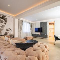 Rooftop Palette Retreat - Luxury 2BR with Patio