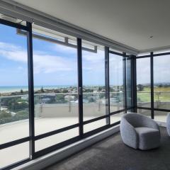 U Suites at The Links