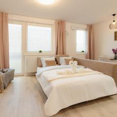 BNB Airport apartment with balcony