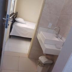 Casa de 2 quartos na Vila Sta Clara a 650 m do centro de Santarém,PA