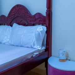 Modern Oasis 5 Mins to Acacia Mall CJs and Padel